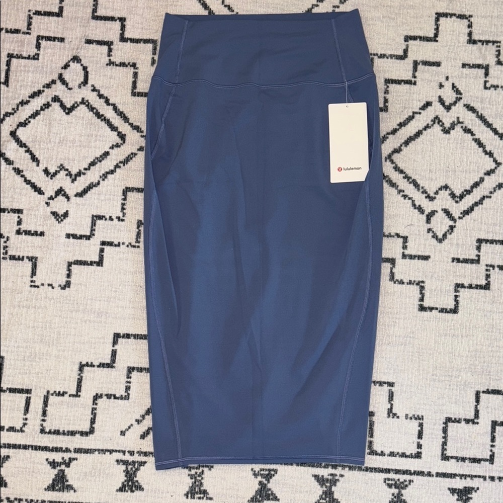 Lululemon Nulu Slim Fit Oasis Blue Skirt NWT Sz 4 - Picture 4 of 11